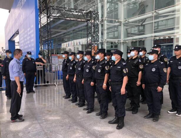 長沙市保安協(xié)會(huì)成功舉辦第二期“大?！惫歉膳嘤?xùn)班